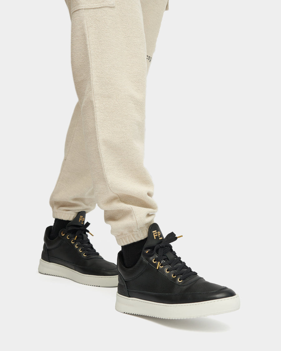 Low Top Aten Black